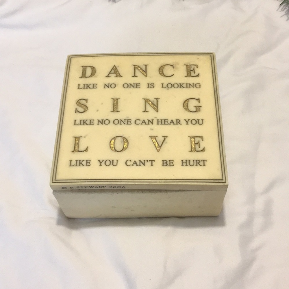 “Dance, Sing, Love” Jewelry or Trinket box - Picture 1 of 4